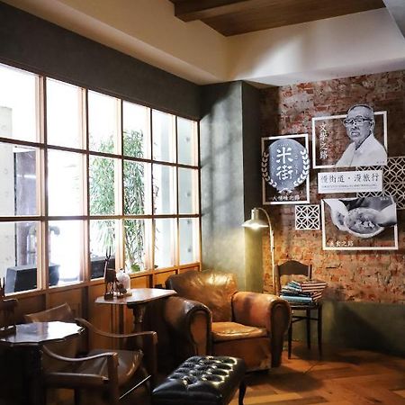 Roots Chew Hotel Тайнань Екстер'єр фото